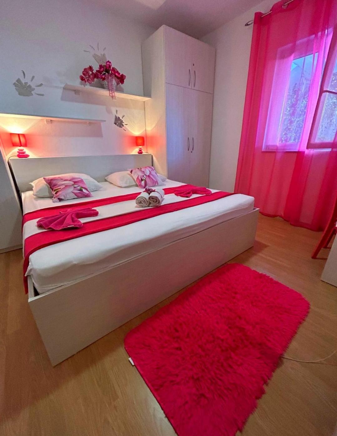 Apartmani Niki Hvar Hvar Town Zewnętrze zdjęcie